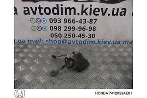 Замок капота 74120S9AE01 Honda CR-V 2 2002-2006