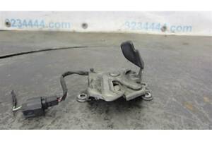 Замок капоту SUZUKI KIZASHI 09-14 82110-57L30