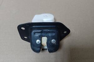 Замок кришки багажника NISSAN LEAF 10-17 90502-EN00A