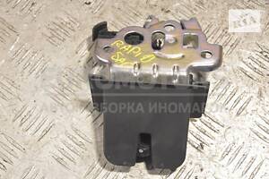 Замок крышки багажника электр 4 пина Skoda Rapid 2013 8R0827505A