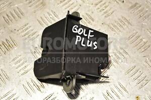 Замок крышки багажника электр 4 пина VW Golf Plus 2005-2014 5M082