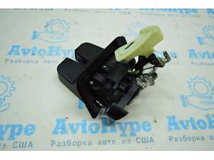 Замок крышки багажника VW Jetta 11-18 USA 17A-827-505