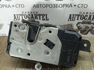 Замок передней правой двери Opel Zafira Опель Зафира б 2005-2011 GM 13220368
