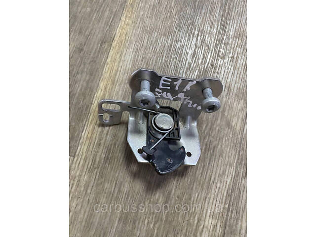 Замок сиденья E-class W212, A2049200572 - Фото 4