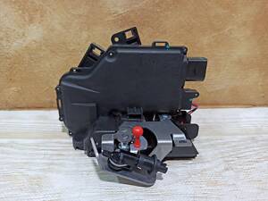 Замок задней правой двери 4B0839016B Новый Ауди A6 C5 Audi A6 C5 1997-2005