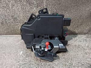 Замок задней правой двери 4B0839016B Новый Ауди A6 C5 Audi A6 C5 1997-2005