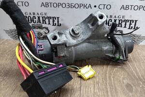 Замок зажигания Volkswagen Passat B5, Audi A4, Пассат Б5, Ауди А4. 4B0905851A.