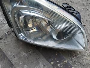 Фара правая дорестайл галоген Nissan Qashqai 2006-2010