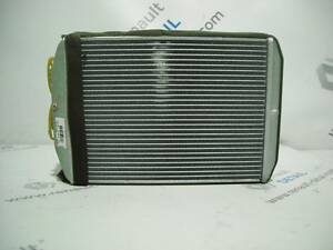 Радиатор печки Б/у для Nissan NV400 2010-2019 7701209819