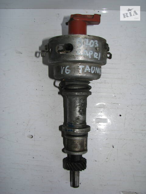 Б/у трамблёр Ford Capri/Cortina/Granada/Taunus 2.0-2.6 V6 1972-1979, 82TF12100NA, BOSCH 0231305087 -арт№9703-