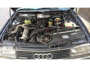 Детали двигателя Блок двигуна Audi 200