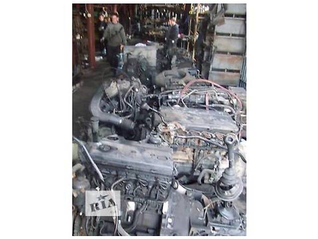 Детали двигателя Головка блока Mercedes 814
