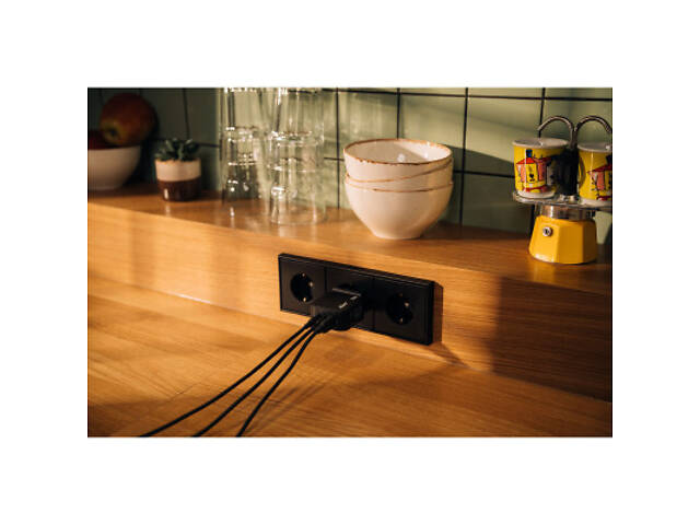 Зарядний пристрій Verbatim MiniGaN 70 W 3 ports (2xUSB-C/1xUSB-A) (32229) - Фото 6