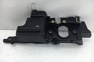 Защита топливных трубок нижний NISSAN QASHQAI J10 2010-2013 8200468152