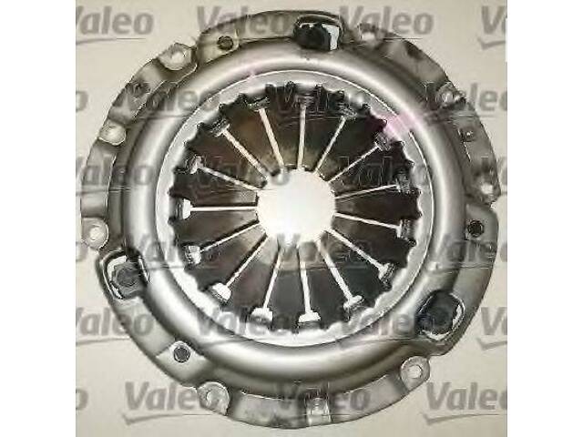 Зчеплення компл. MAZDA 323626MPVMX6 1,8-2,0 93-04 VALEO 801930 на MAZDA 626 Mk V Наклонная задняя часть (GF)