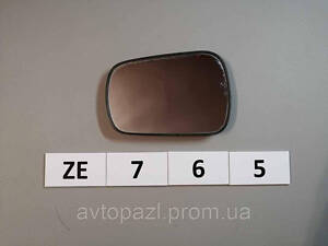 ZE0765 3001632 дзеркальний елемент R Ford Fiesta 02-08 0