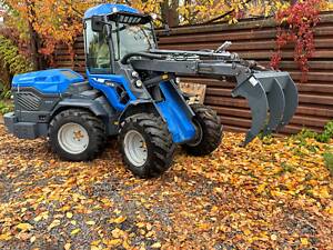 Земляні роботи спецтехнікою – копання, буріння, планування, вивіз