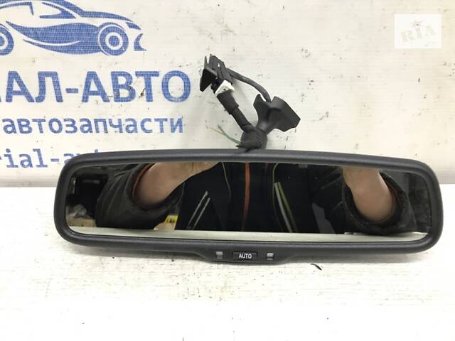 Зеркало салона Toyota Avensis T27 2.0 DIESEL 2009 (б/у)