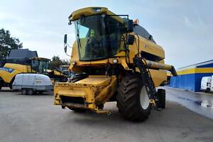 Зерноуборочный комбайн New Holland TC50701, 2008 г.в.