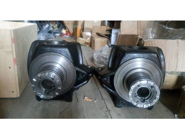 ZGAQ-02249 / ZGAQ-02250 КУЛАК ПОВОРОТНЫЙ Правый HYUNDAI R170W