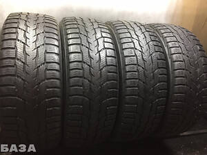 Зимние шины б/у 215/60 R17C Nokian WR C3 Studless