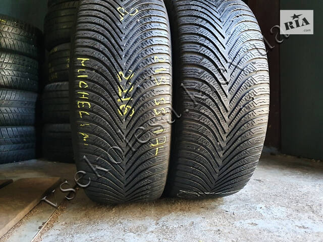 Зимние шины бу 215/55 R17 Michelin