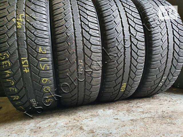 Зимние шины бу 215/60 R16 Semperit