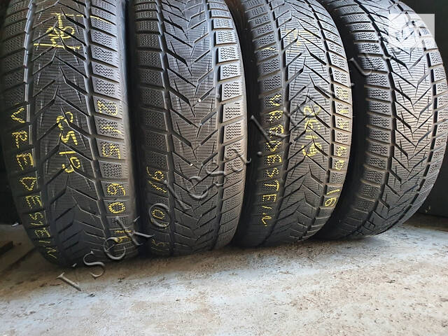 Зимние шины бу 215/60 R16 Vredestein