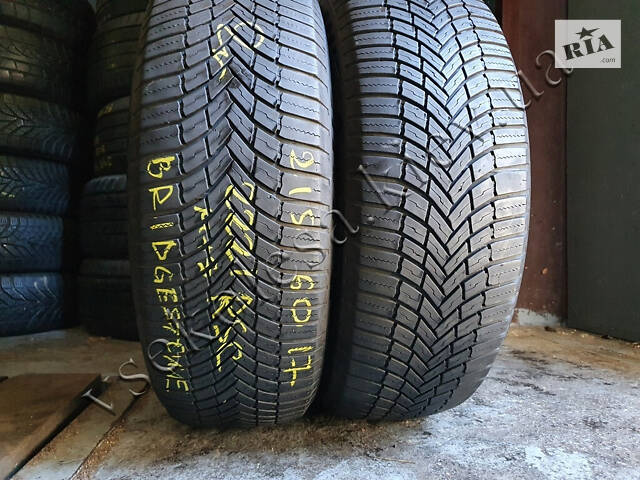 Зимові шини бу 215/60 R17 Bridgestone