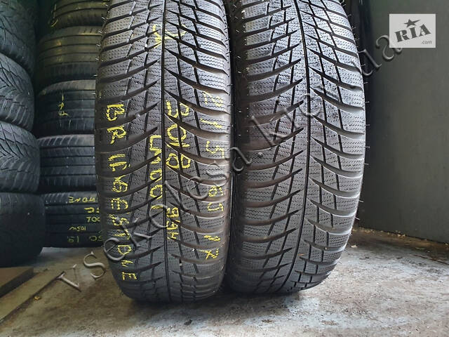 Зимние шины бу 215/65 R17 Bridgestone