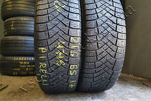 Зимові шини бу 215/65 R17 Pirelli