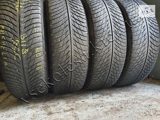Зимние шины бу 225/60 R18 Michelin