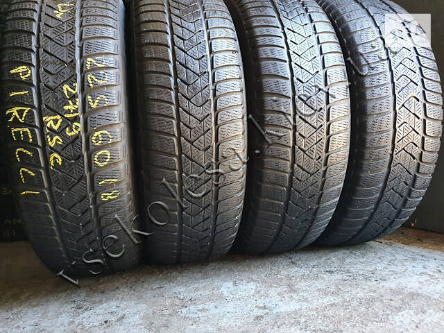 Зимові шини бу 225/60 R18 Pirelli