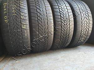 Зимние шины бу 235/55 R19 Dunlop