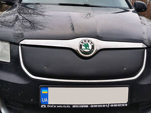 Зимняя накладка на решетку (Верхняя, 2008-2013) Глянцевая для Skoda Superb