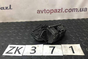 ZK0371 6935028150 замок крышки багажника Toyota Auris 06-12 40-01-02