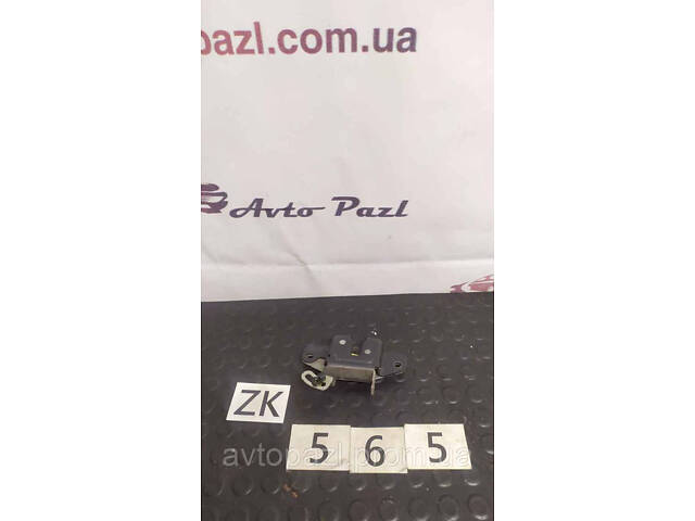 ZK0565 82220TL0G01 замок спинки сиденья зад R Honda Accord 8 08- 39-02-03