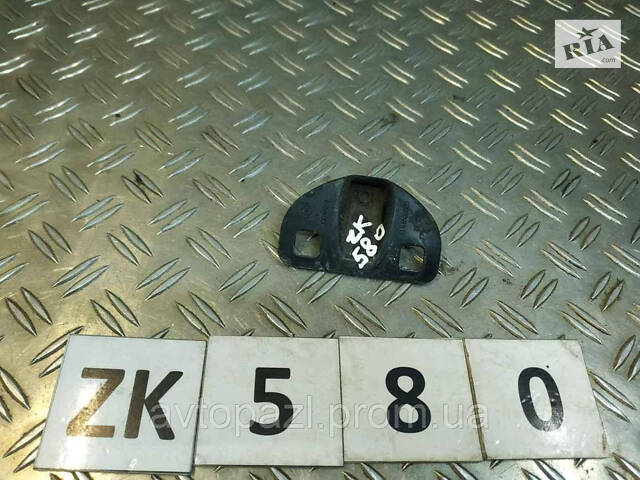 ZK0580 8200497819 ограничитель хода двери Зад L Renault (RVI) Master 3 10- Kangoo 40-01-02