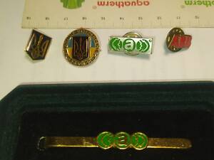 Значки для колекції (по 20 грн)