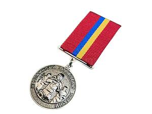 Знак отличия Незламному захиснику України Collection с удостоверением 32 мм (hub_akzzkf)