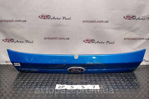 ZP0557 8A61A43404 Накладка дверей багажника без одного кріплення Ford Fiesta MK6 08- 07-03-02