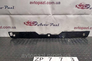 ZP0773 JK6217F914AA накладка радиаторной решетки Land Rover Range Rover 4 13- 45-01-06