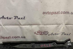 ZP1650 TD1156391 уплотнитель крыла перед R Mazda CX9 06-12 46-01-06