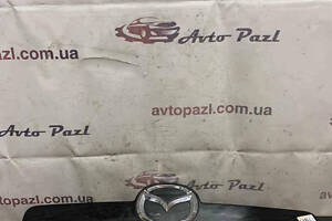 ZP1674 EH6650811 Накладка крышки багажника с хромом Mazda CX7 06-12 07-03-02