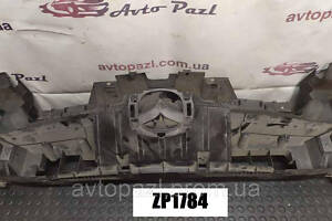 ZP1784 BCW8507M1 кронштейн радиаторной решетки Mazda 3 BL 09-13 15-03-02