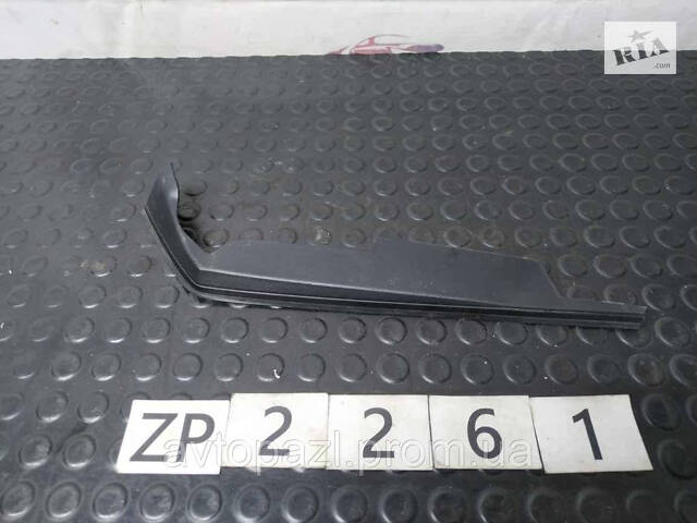ZP2261 6471330080 накладка пройому багажника R Toyota Lexus GS 05-11 27-05-03