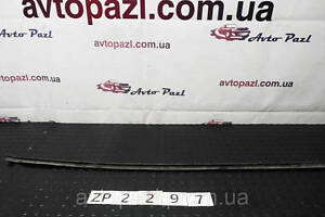 ZP2297 A1727200354 уплотнитель двери перед L Mercedes SLк-Class 11-16 27-05-04