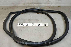 ZP2799 6786205060 уплотнитель двери перед L Toyota Avensis T27 09-26-02-01