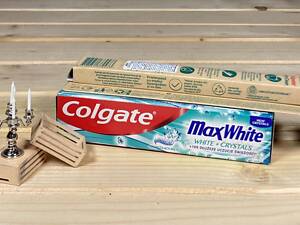 Зубна паста + Щітка Colgate Max White Crystals відбілююча - 100 мл.