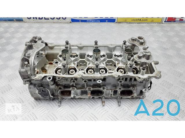 110404GA0A - Б/у Головка блока на NISSAN MURANO III (Z52_) 3.5 V6 2016 г.